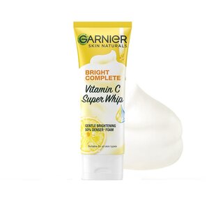 Garnier Skin Naturals Bright Complete Vitamin C Super Whip