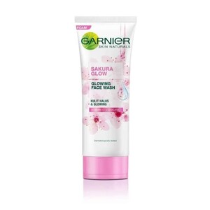 Garnier Skin Naturals Sakura Glow Glowing Face Wash