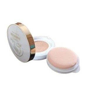 Mira Hayati Cosmetic Glow Cushion